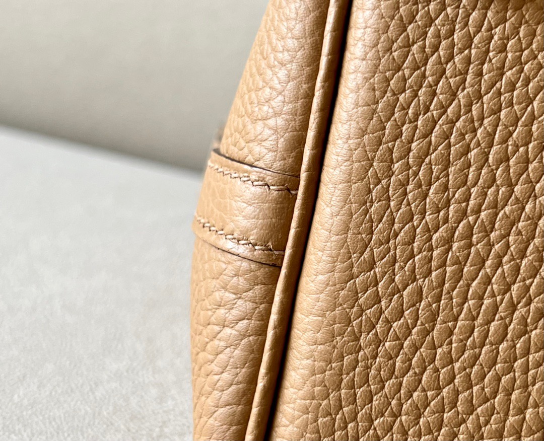 Hermes Picotin Ostrich skin with Togo #0M Chai18-22cm