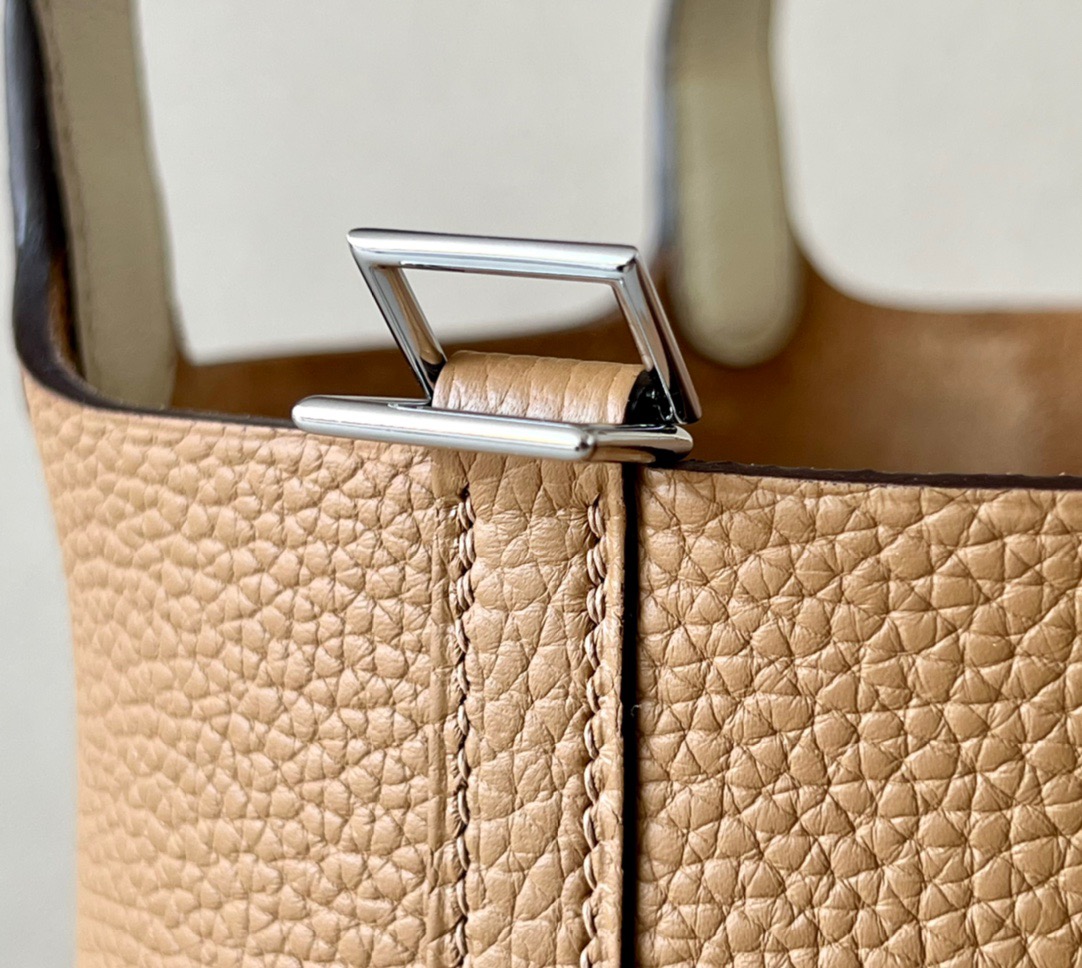 Hermes Picotin Ostrich skin with Togo #0M Chai18-22cm