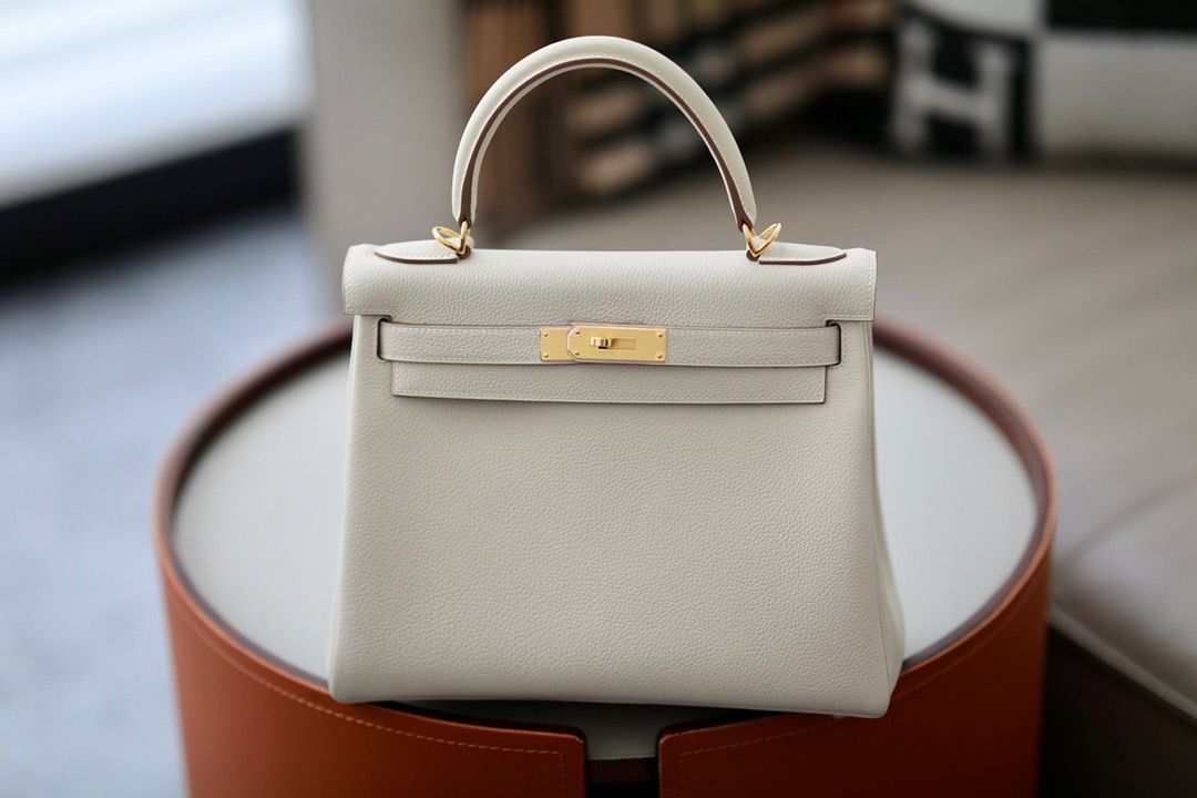 Hermes Kelly #10 Craie 25-32cm TOGO