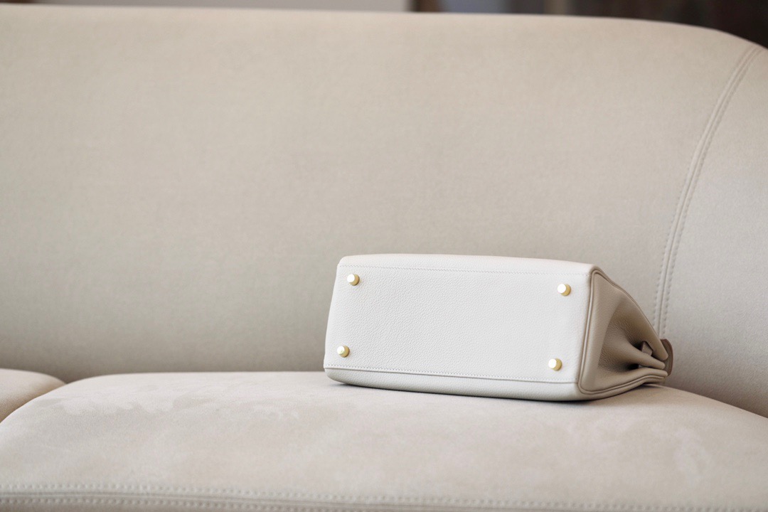 Hermes Kelly #10 Craie 25-32cm TOGO