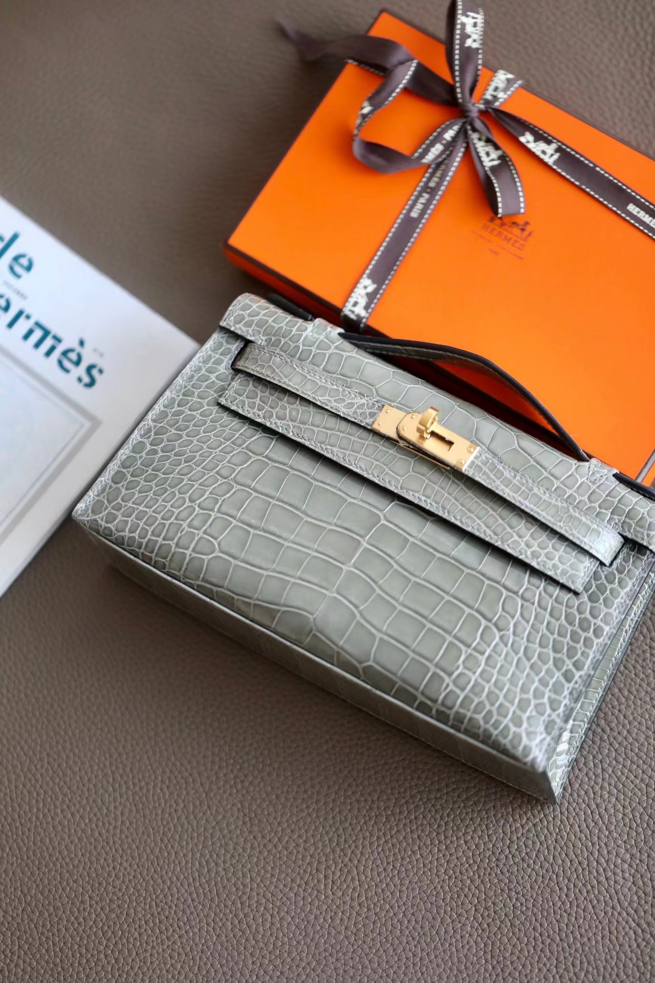 Crocodile Kelly #0V Gris Neve 22cm