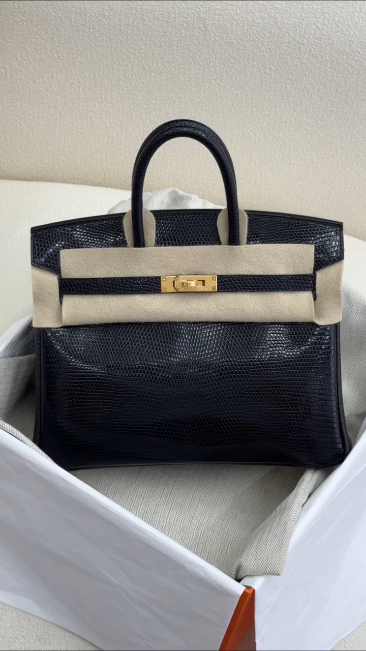 Lizard skin #89 Noir 25-30cm