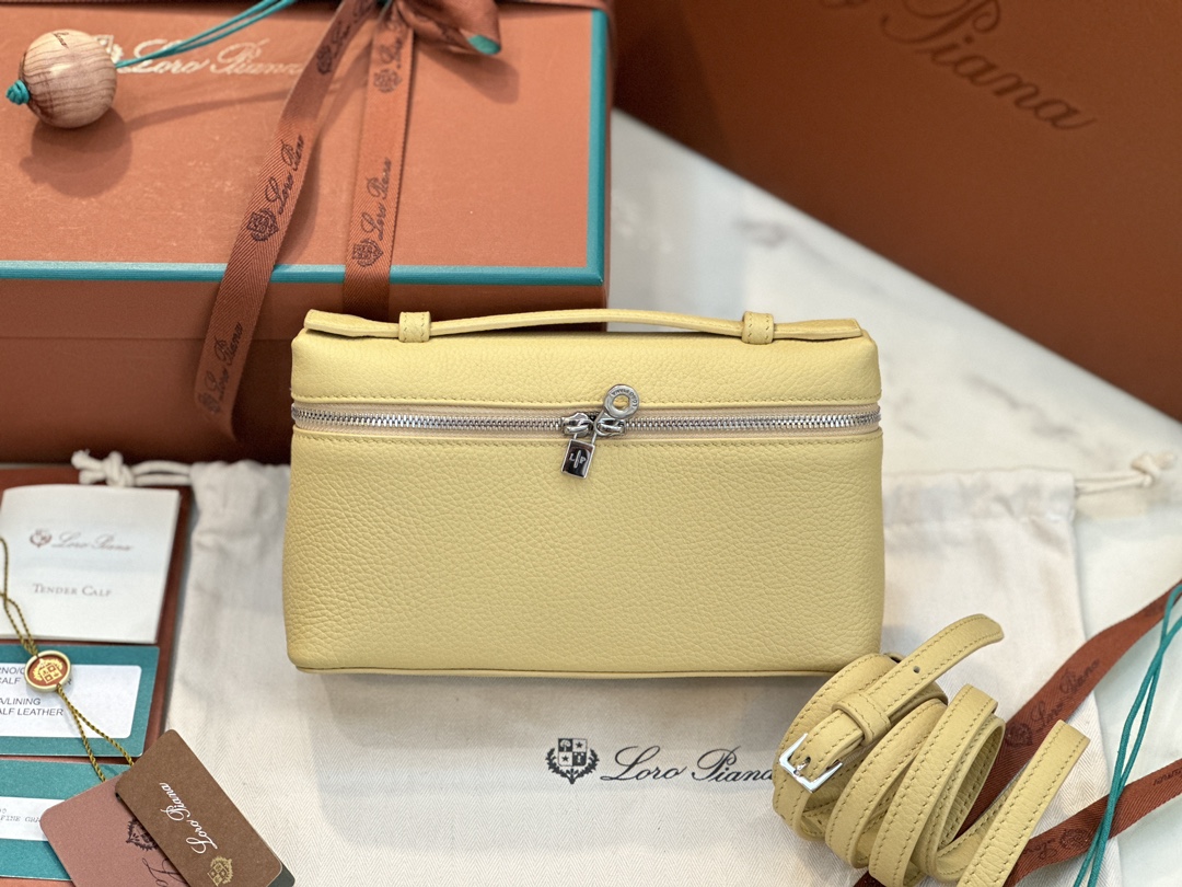 Loro Piana Extra Poket L19 cowhide