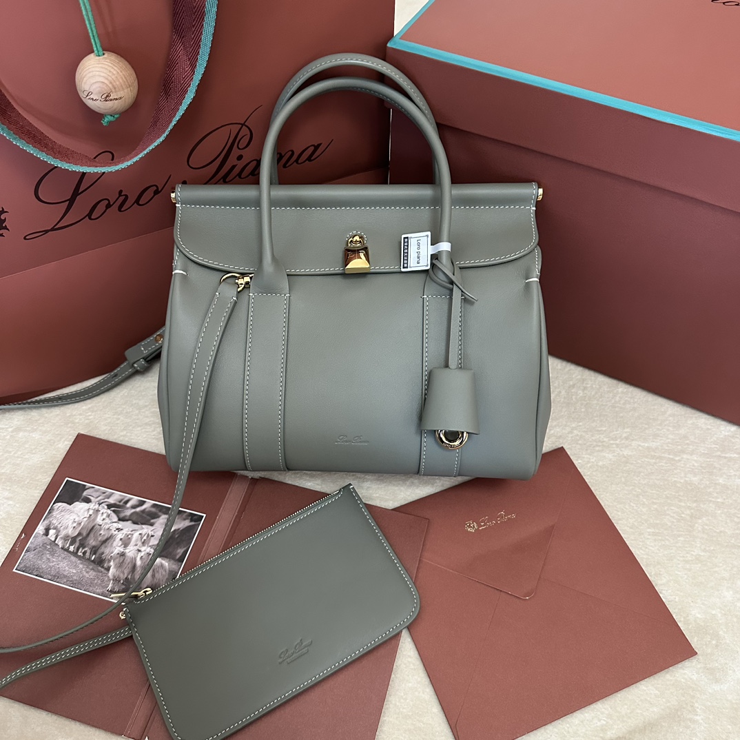 Loro PianaLoro piana Loom L25-L32 cowhide