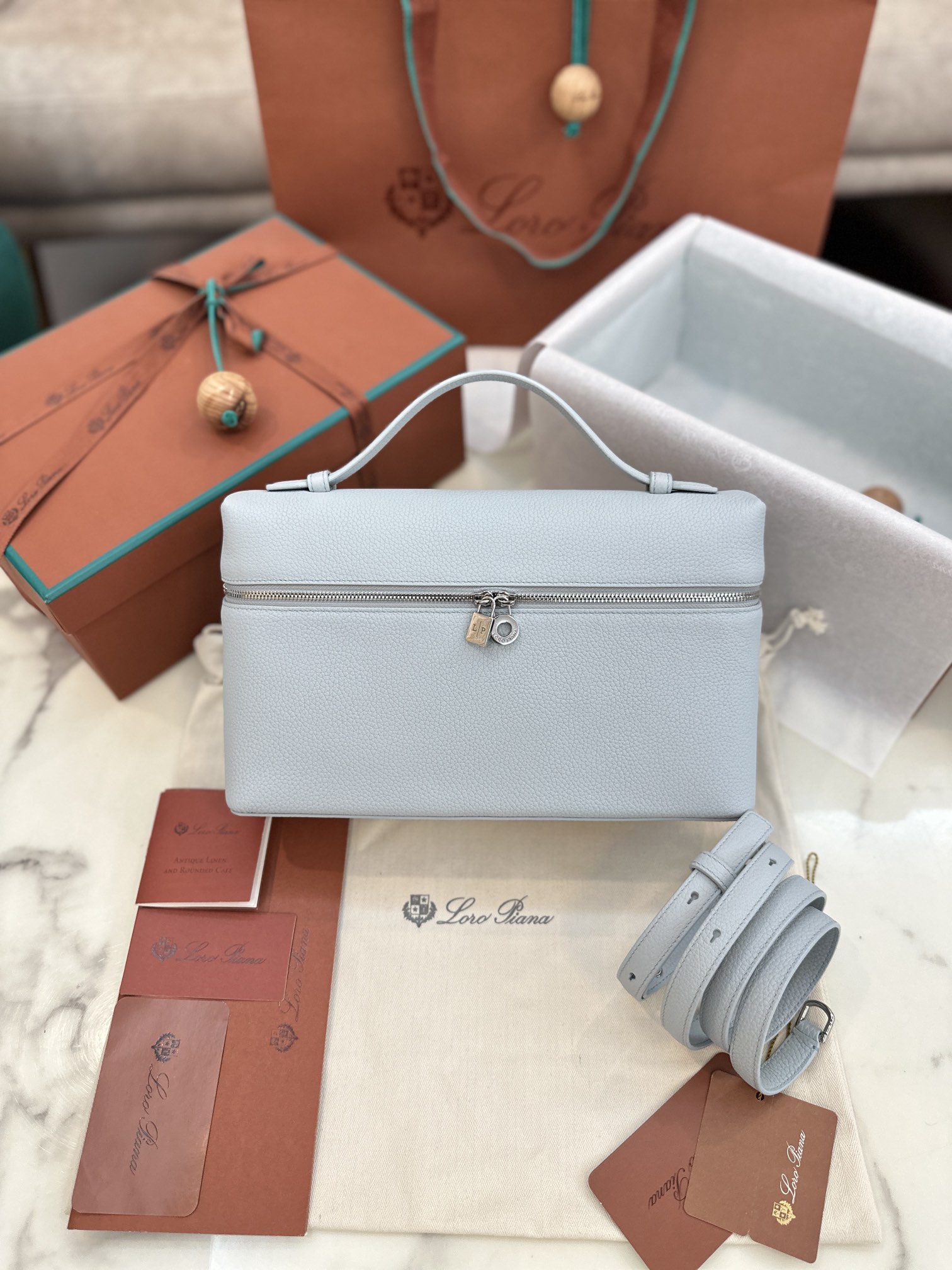 Loro Piana Extra Poket L19 cowhide