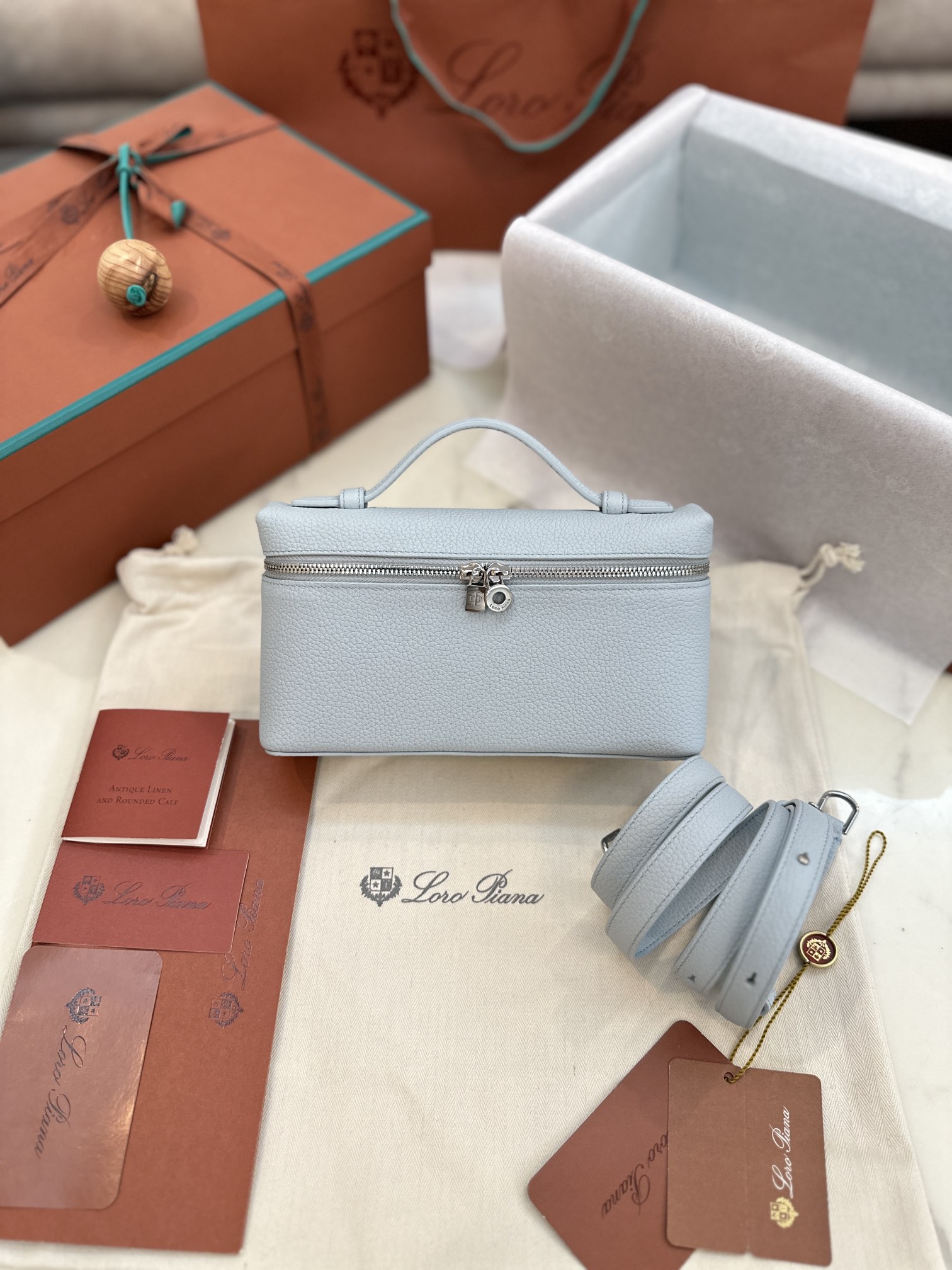 Loro Piana Extra Poket L19 cowhide