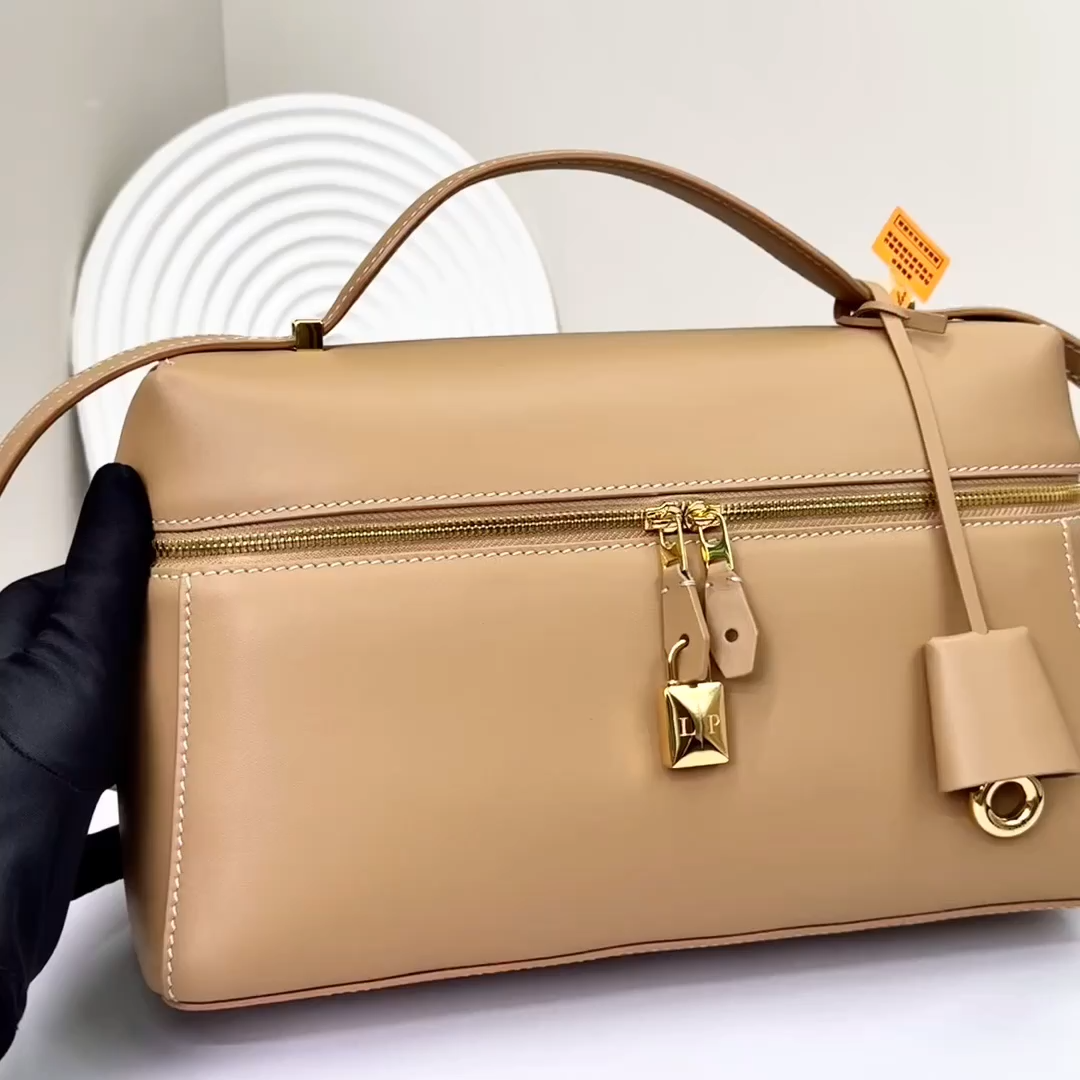 Loro Piana Extra Poket L19 cowhide