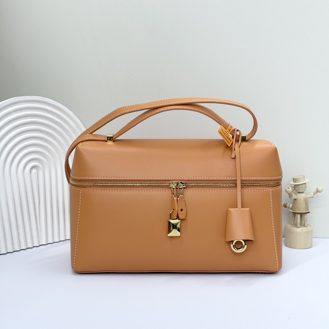 Loro Piana Extra Poket L19 cowhide