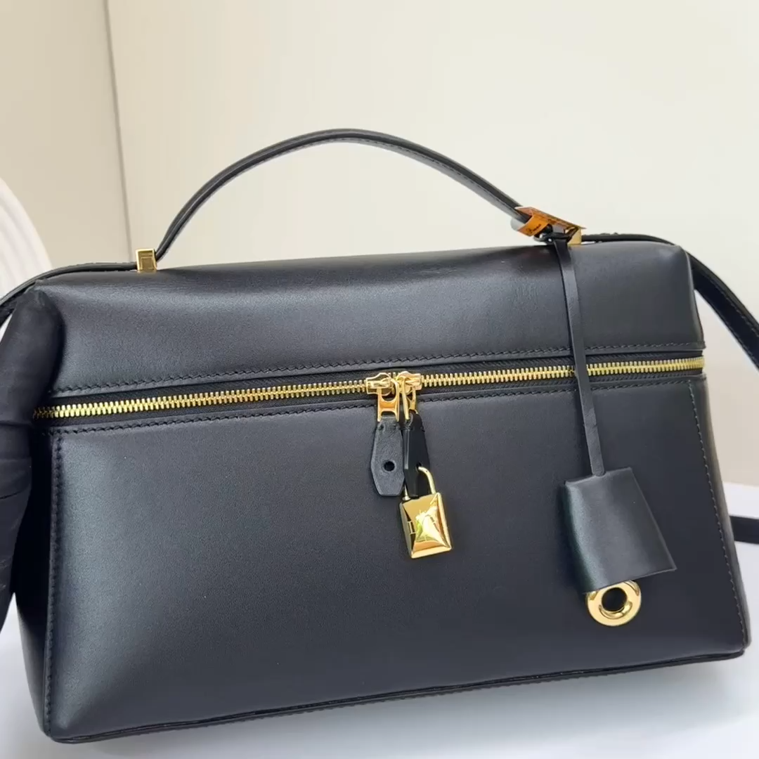 Loro Piana Extra Poket L19 cowhide