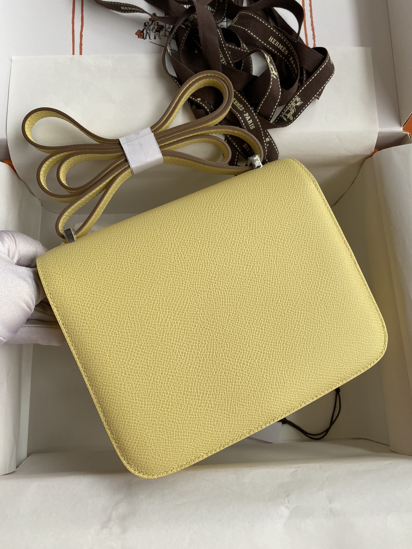 Hermes Constance #1Z Jaune poussin 19-24cm Epsom