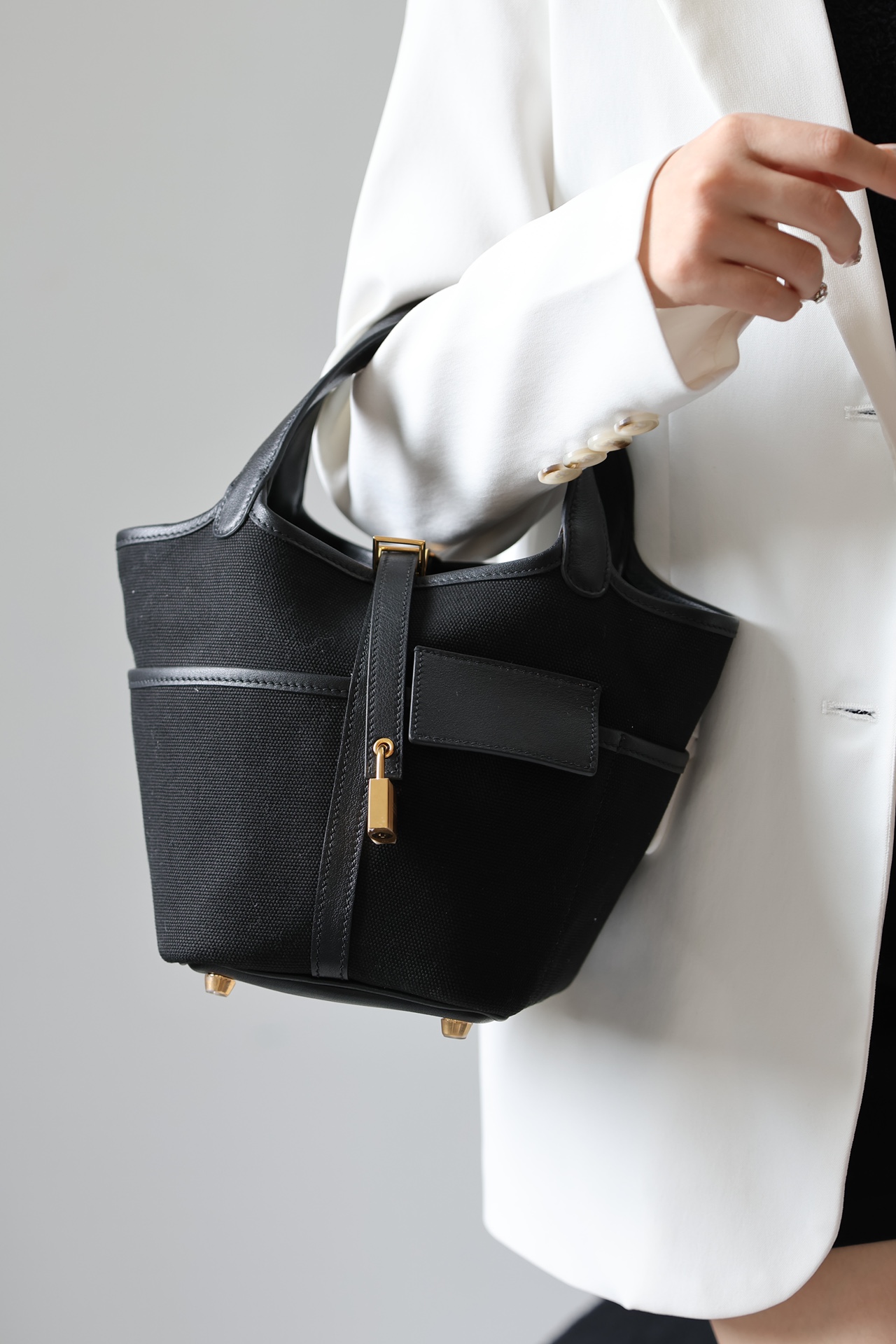 Hermes Picotin #89 Noir 18-22cm Canvas