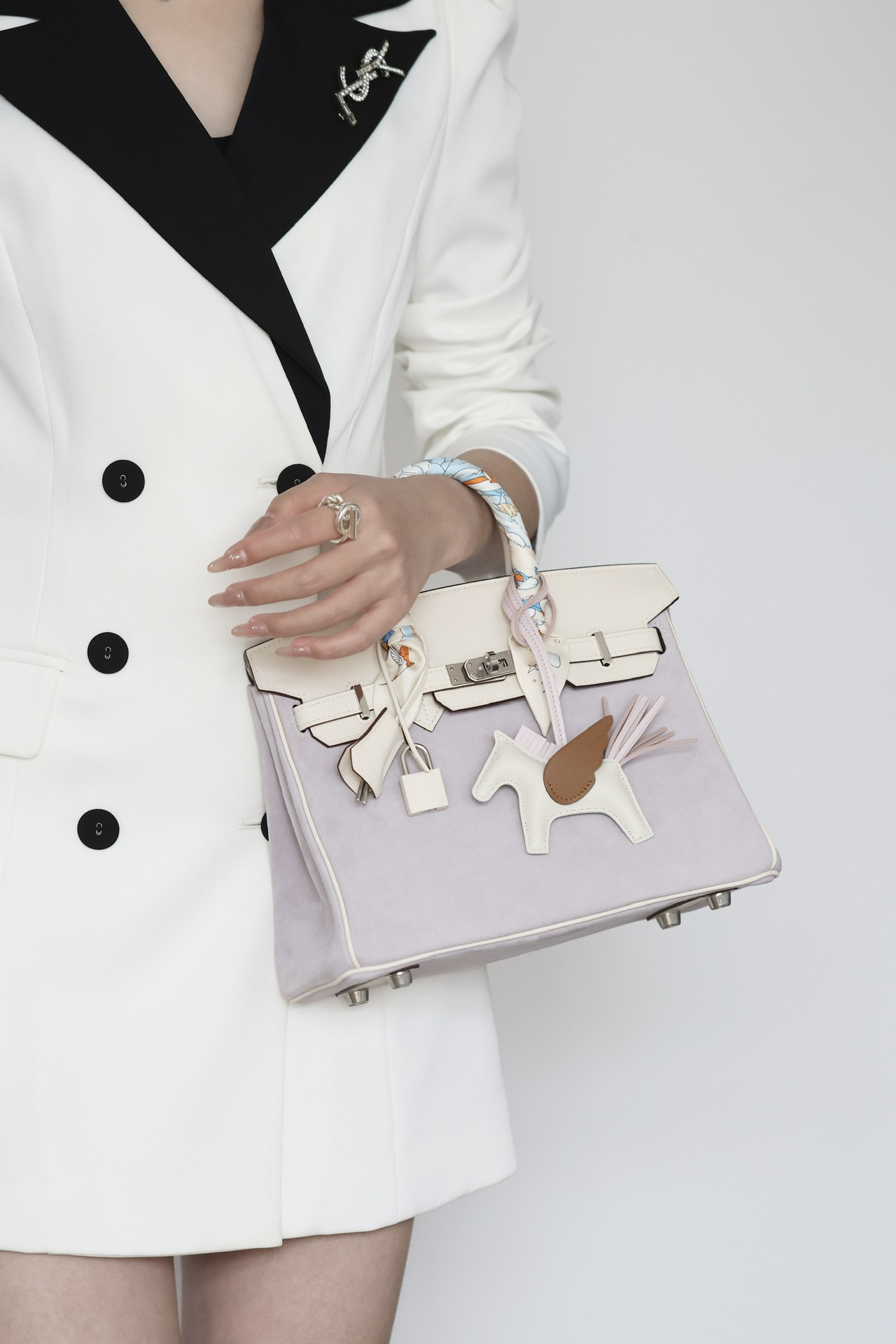 Hermes Birkin #4W Glycine 25-35cm Suede with Swift