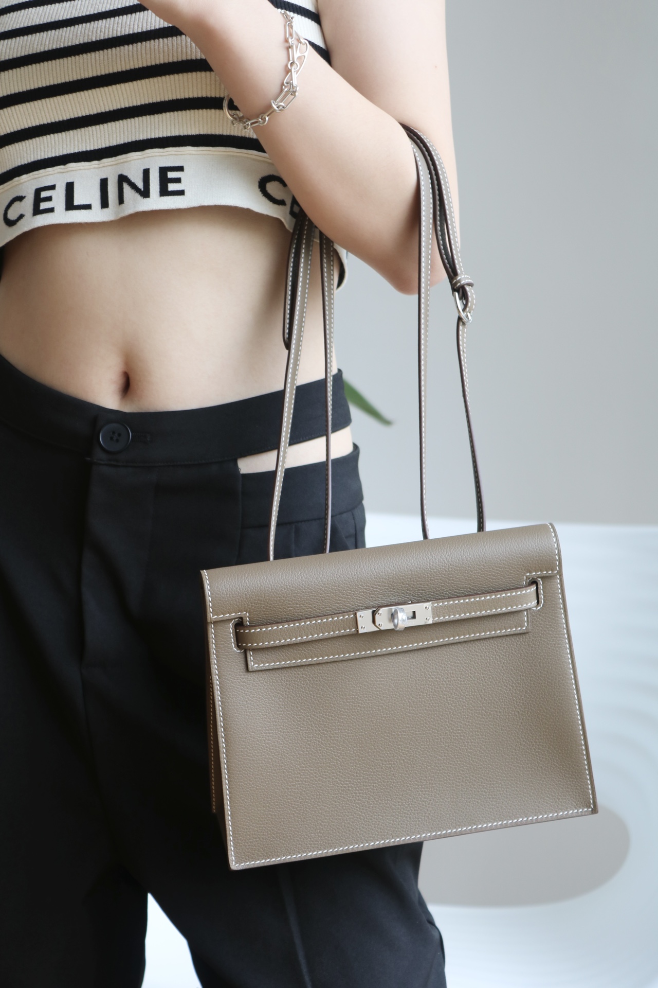 Hermes Kelly Danse #18 Etoupe 22cm Evercolor