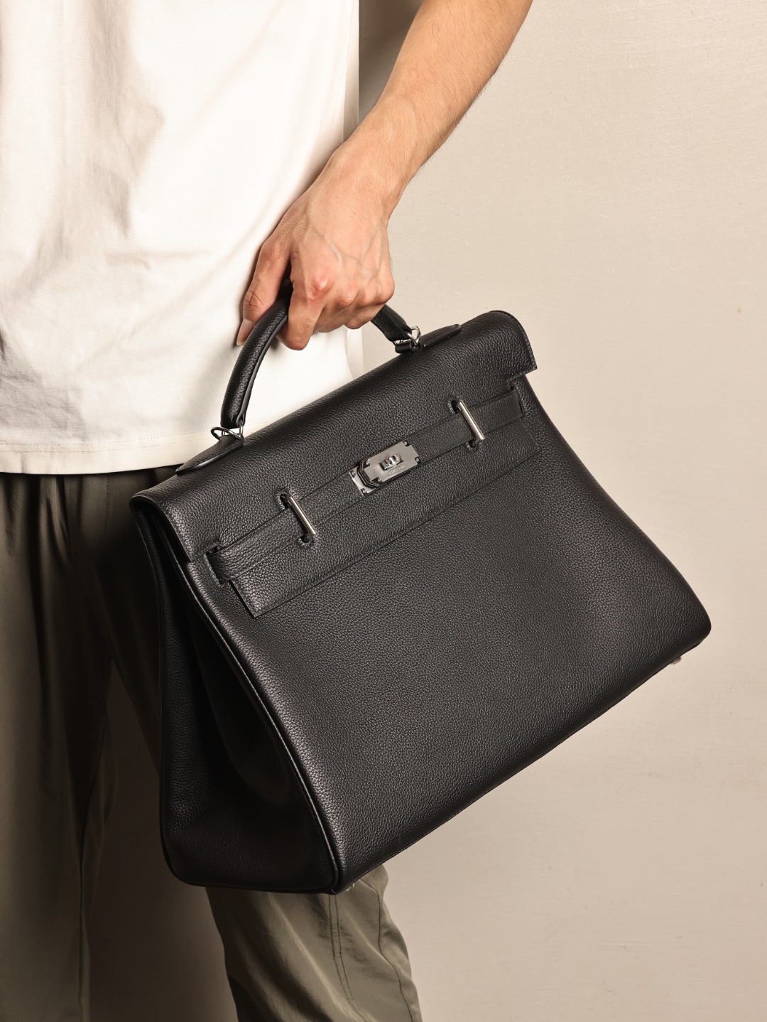 Hermes Kelly Maxi #89 Noir 42cm TOGO