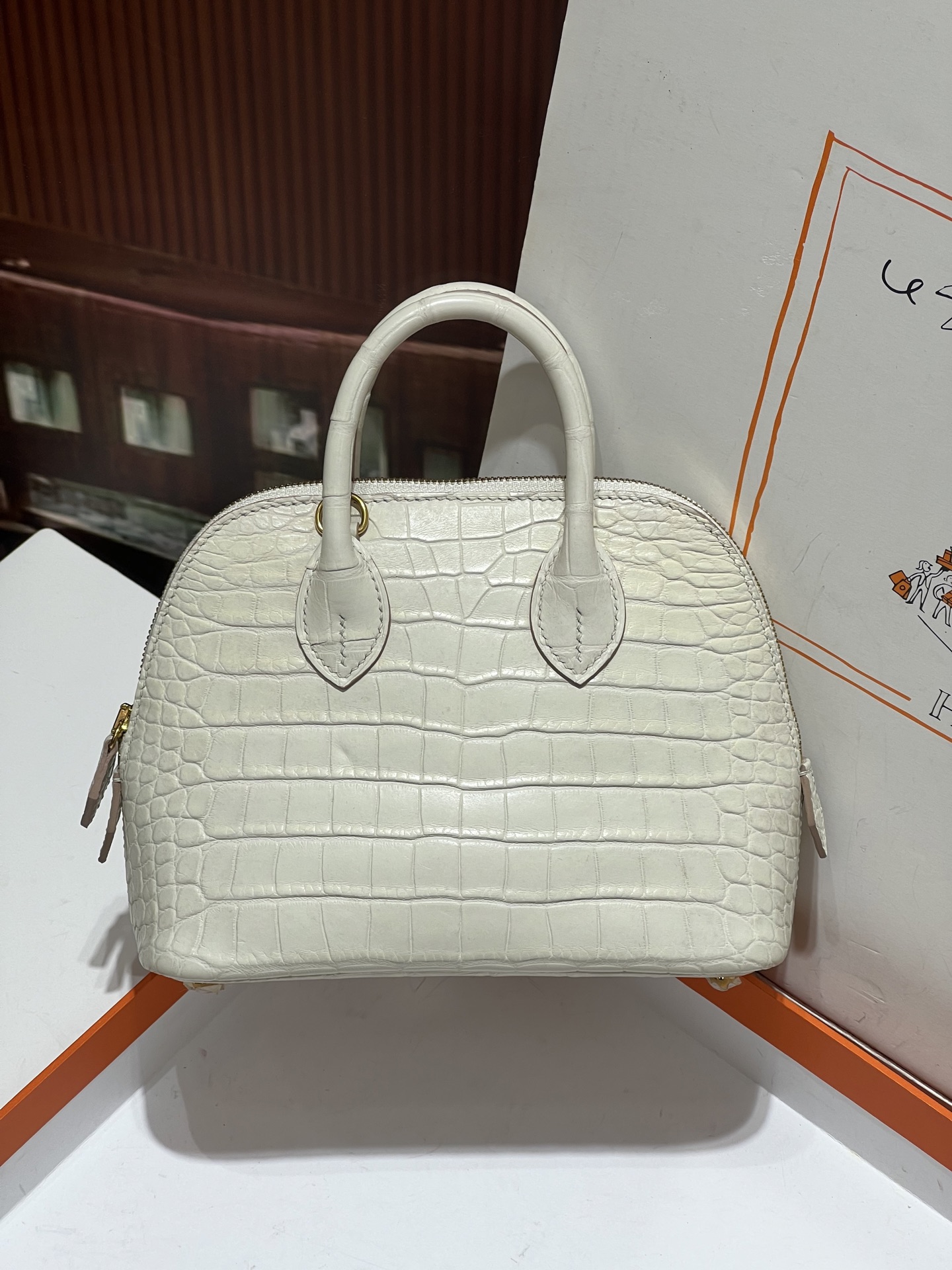 Crocodile skin Bolied #8L Beton 18-25cm