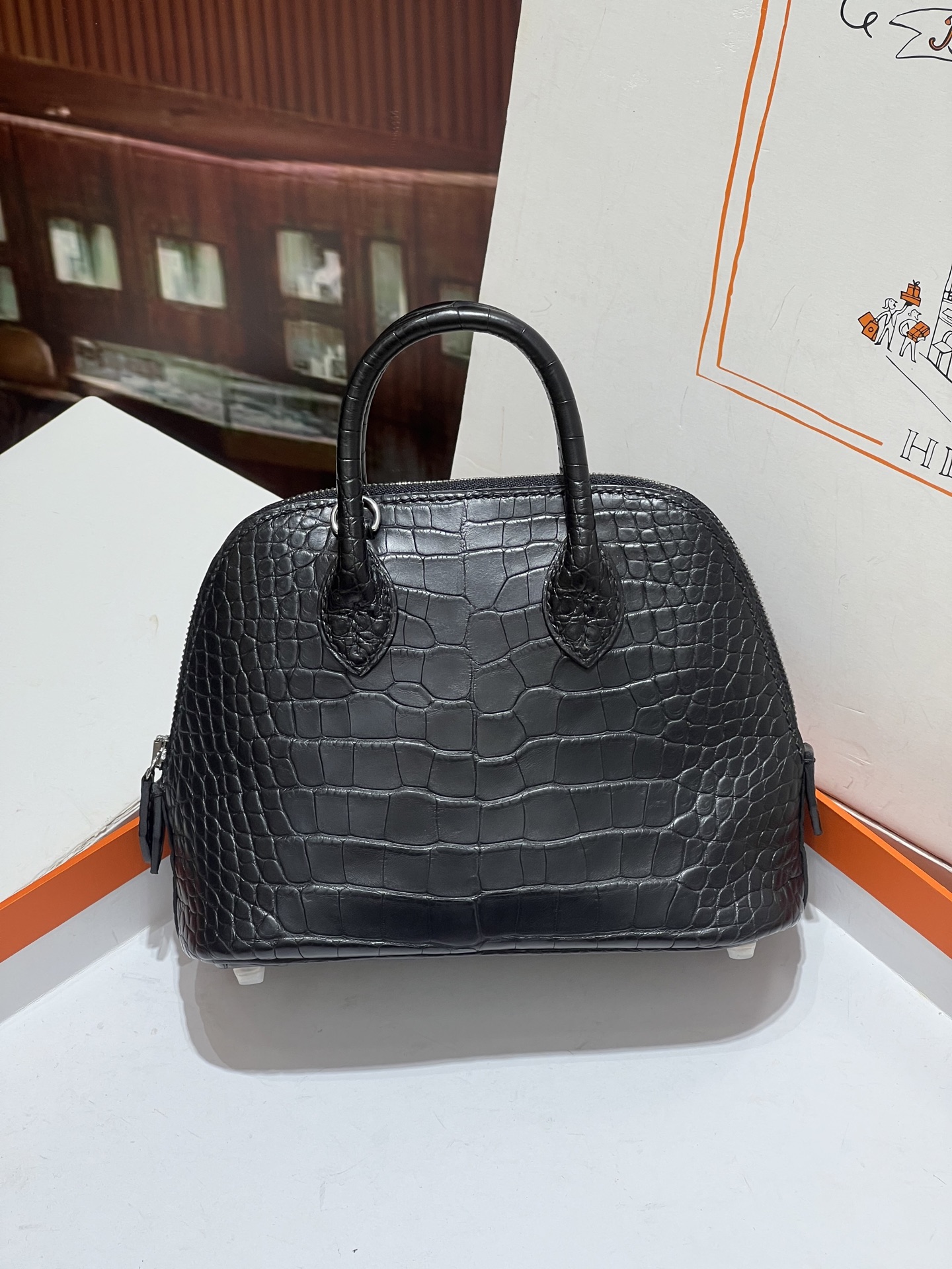 Crocodile skin Bolied #89 Noir 18-25cm