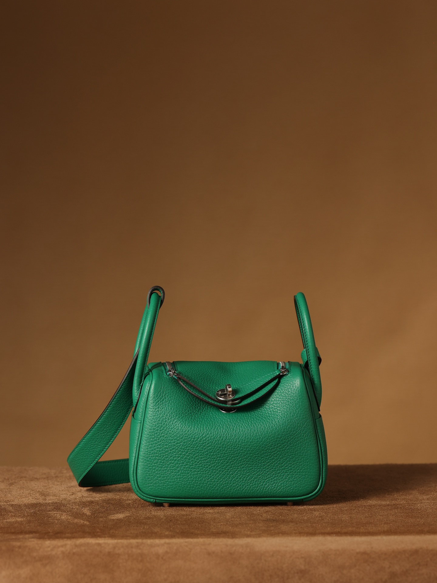 Hermes Lindy #U4 Vert Vertigo 19-26cm Togo