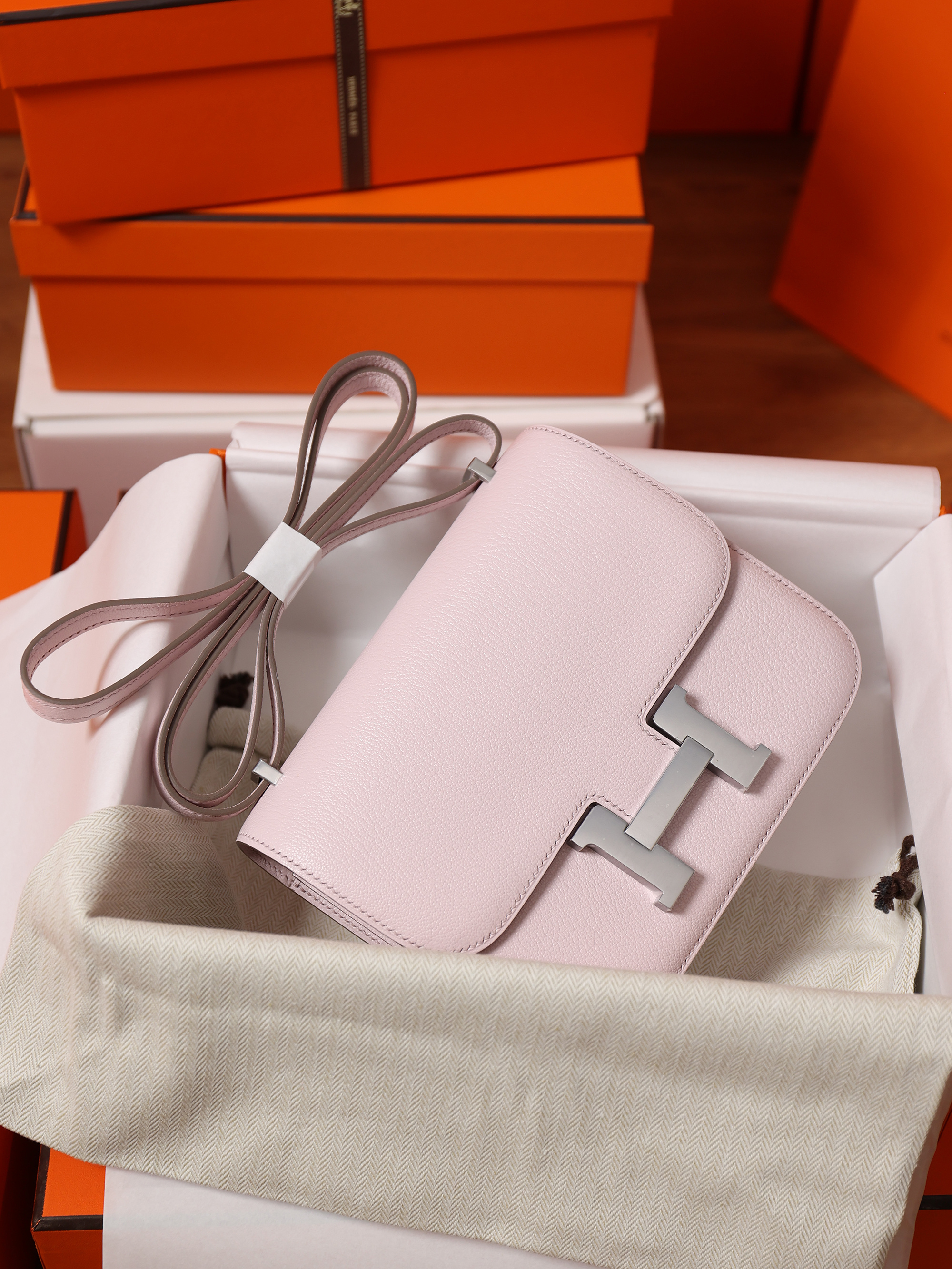 Hermes Constance #09 Mauve pale Goat 19-24cm