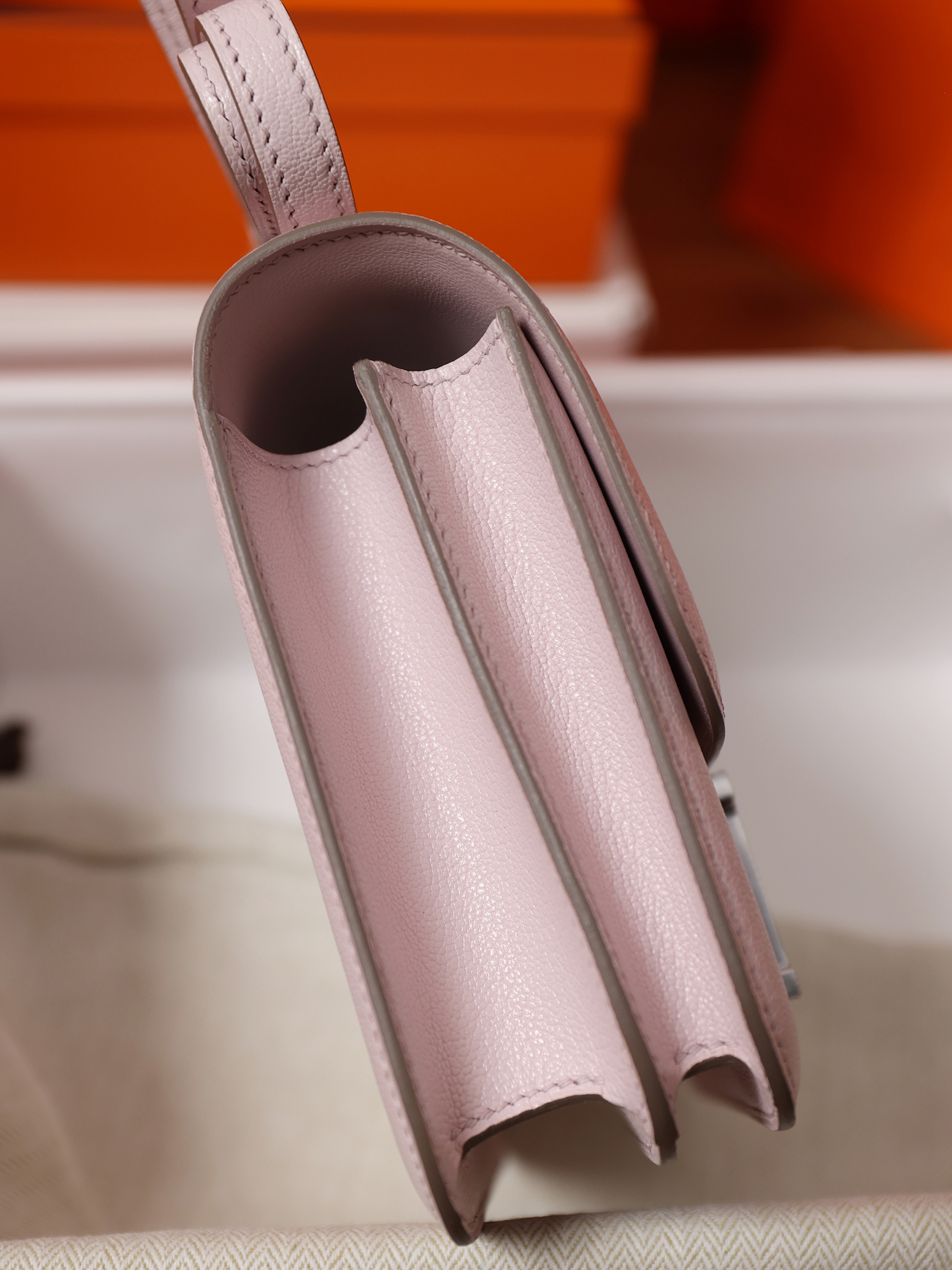 Hermes Constance #09 Mauve pale Goat 19-24cm