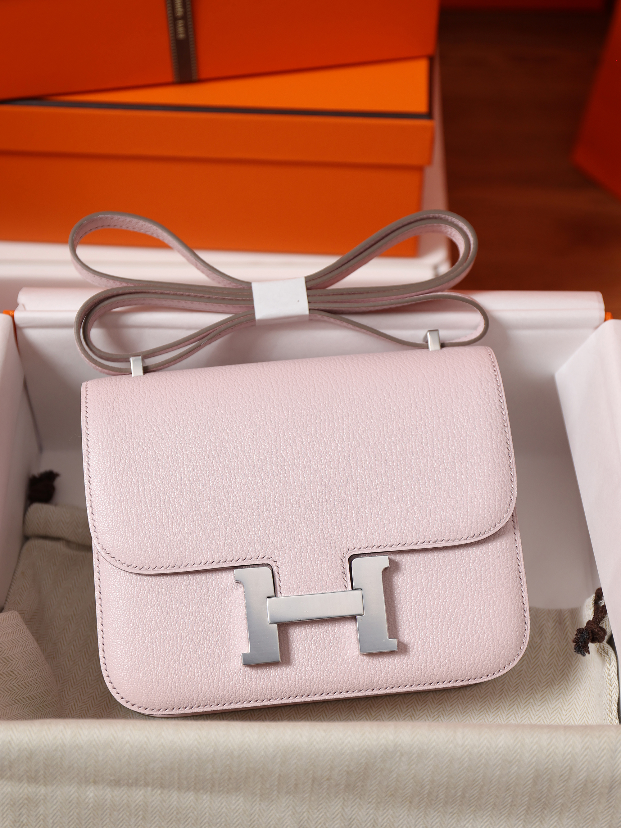 Hermes Constance #09 Mauve pale Goat 19-24cm