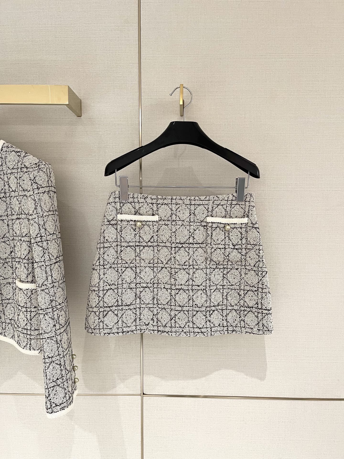 Di*r 25 Tengge Pattern Suit