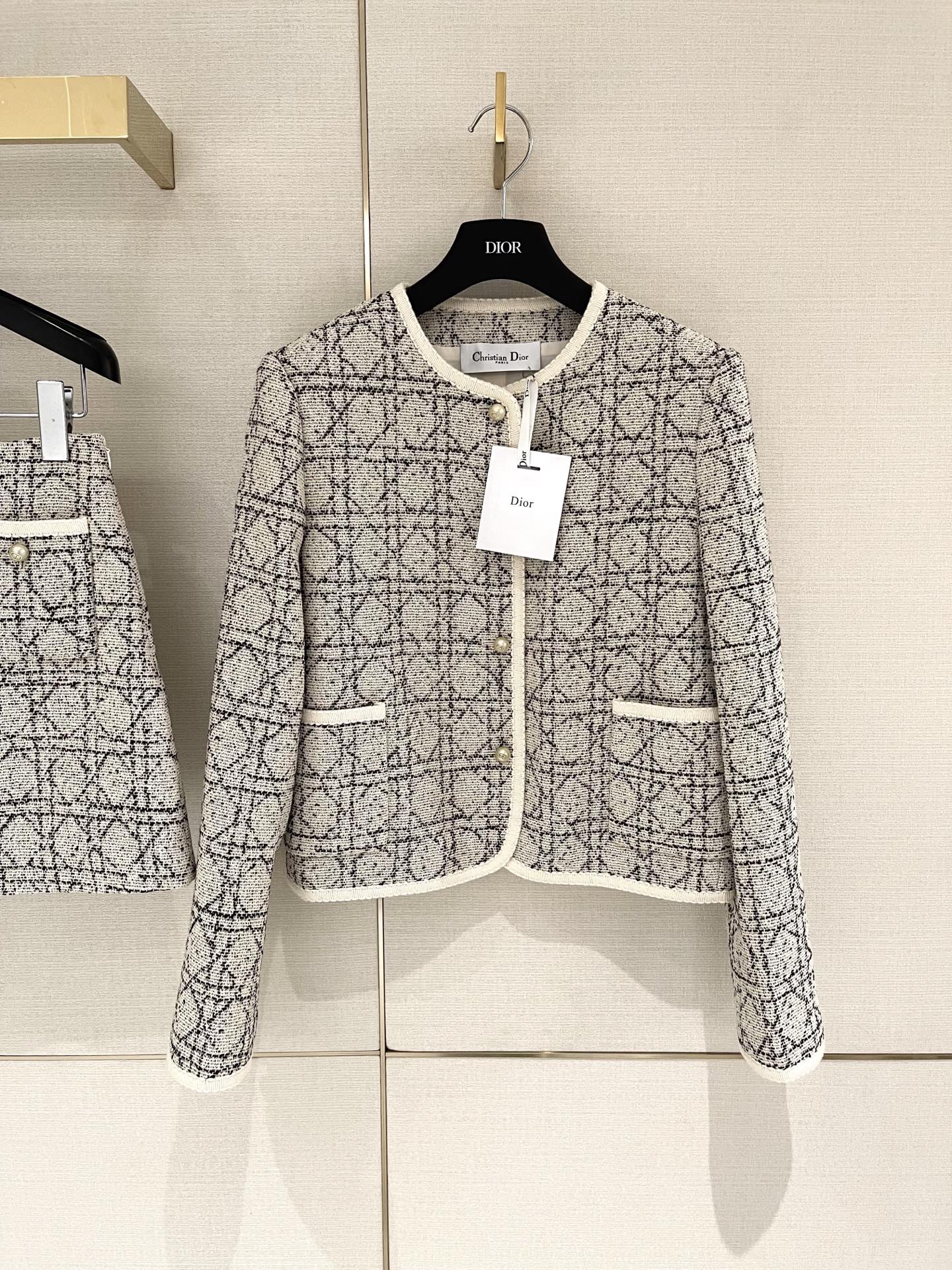 Di*r 25 Tengge Pattern Suit