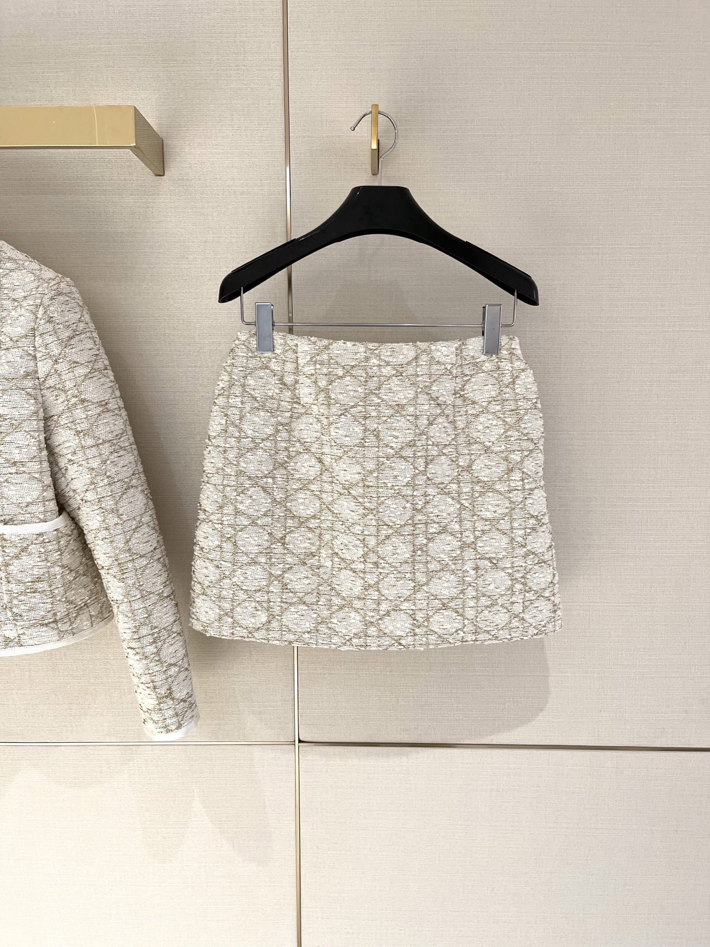 Di*r 25 Tengge Pattern Suit