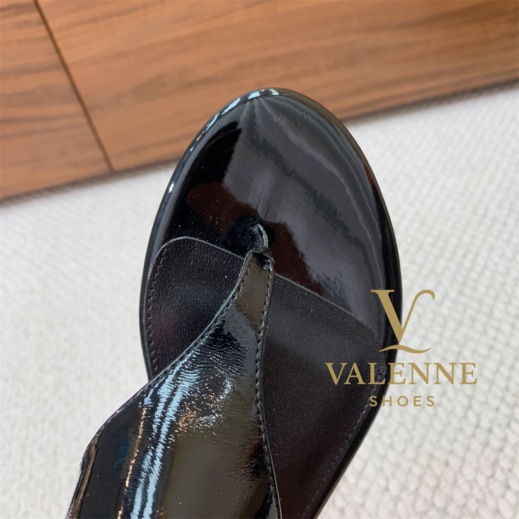 YSL Yves Saint Laurent Flat Sandals