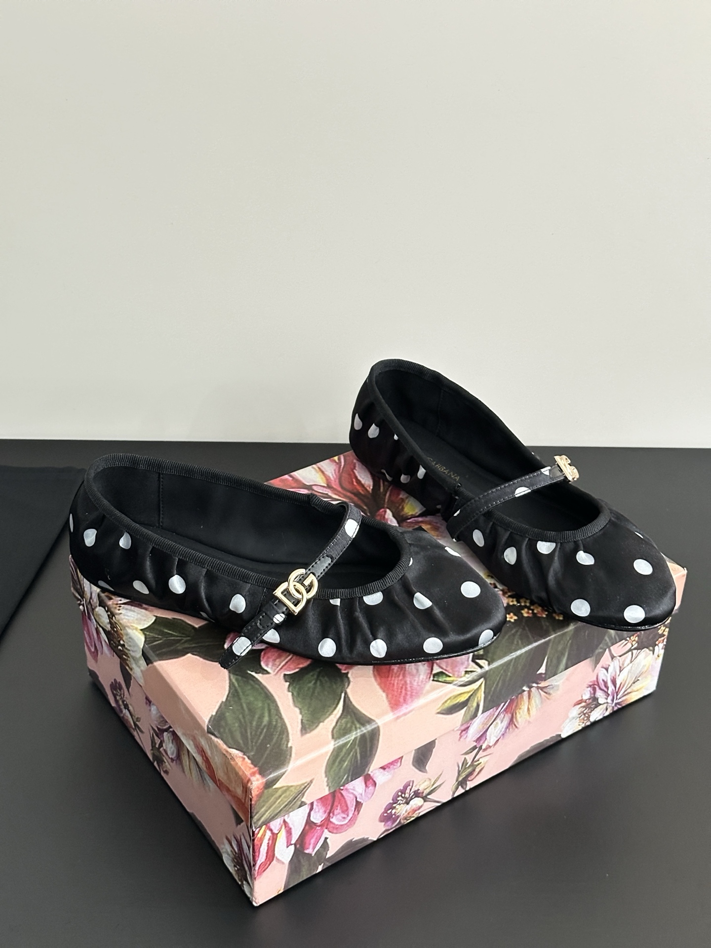 DG Dolce&Gabbana Flat shoes