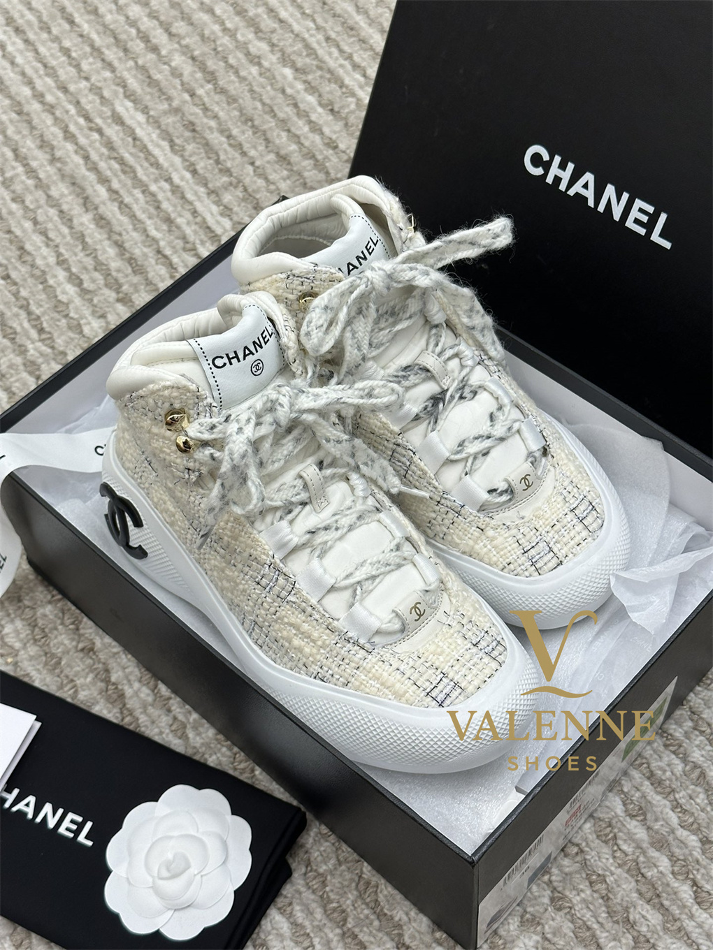 Cha Ski Sneaker
