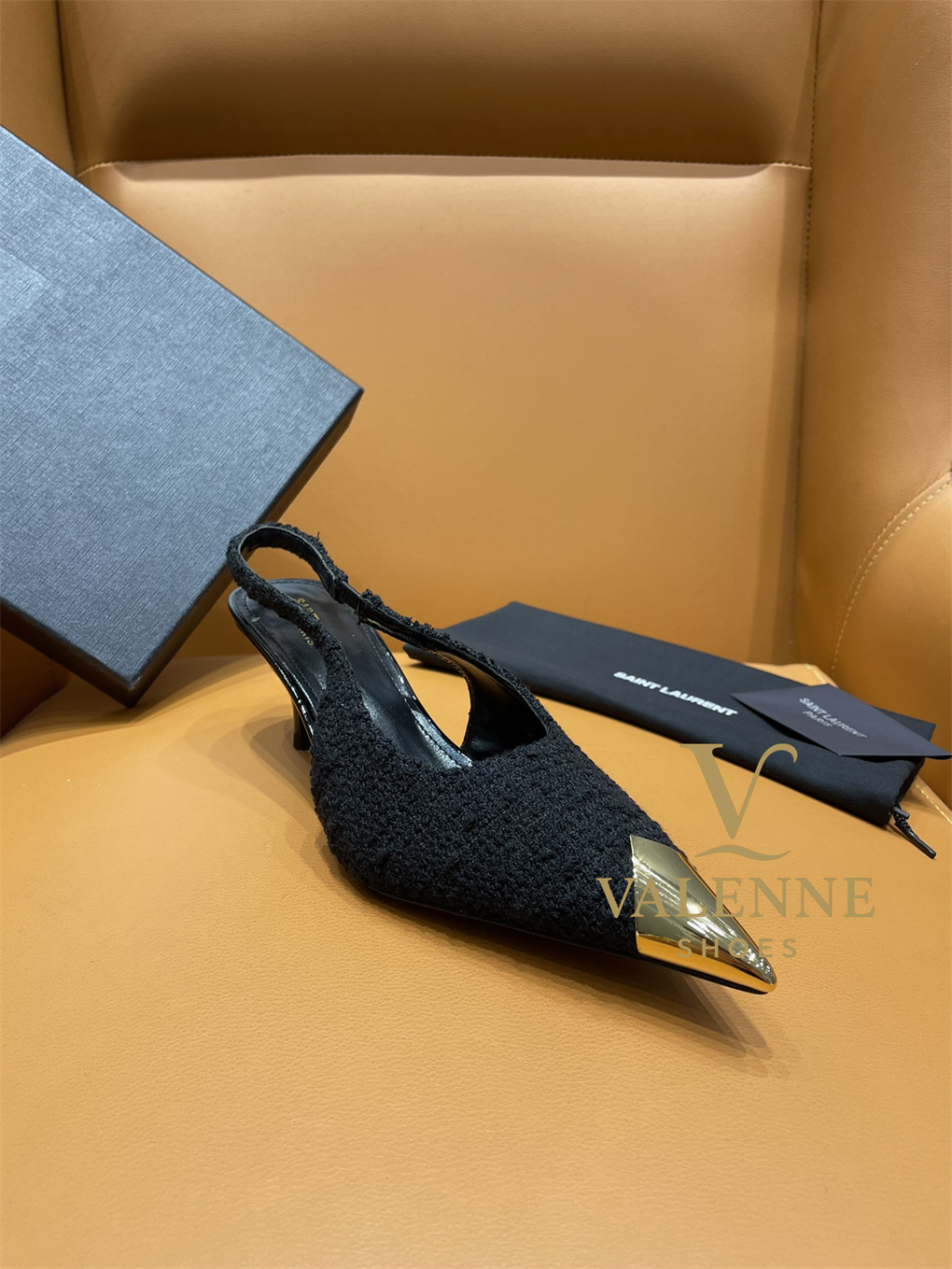 YSL Yves Saint Laurent Pointed-toe Mid-heel Shoes