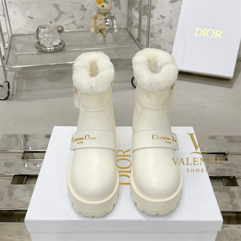 Dior D-Major Wool Flat Boots