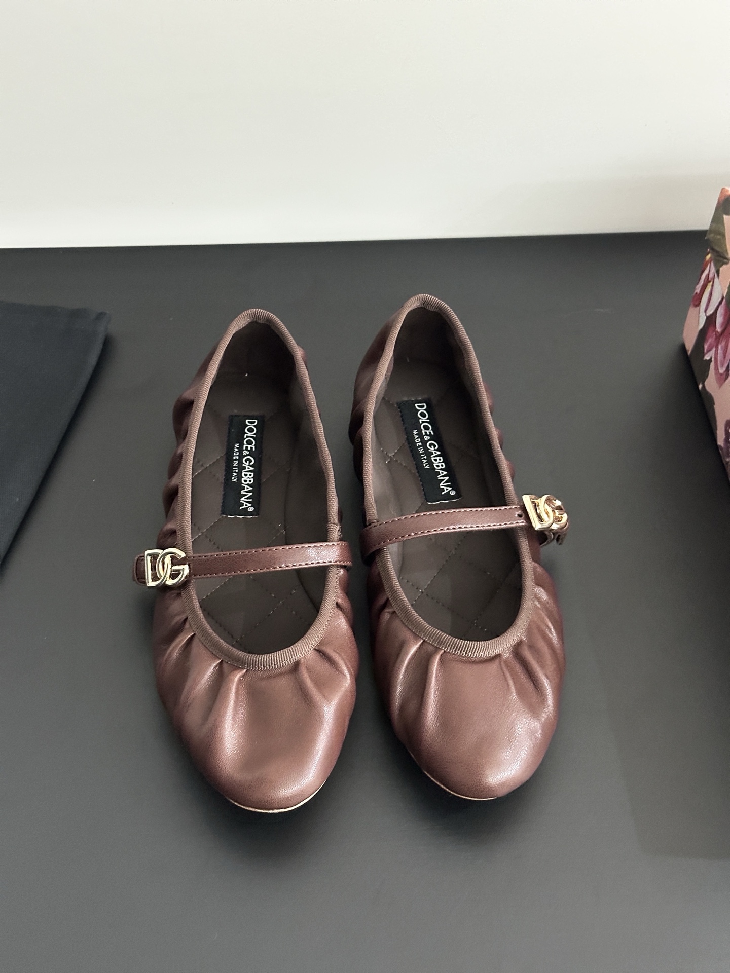 DG Dolce&Gabbana Flat shoes