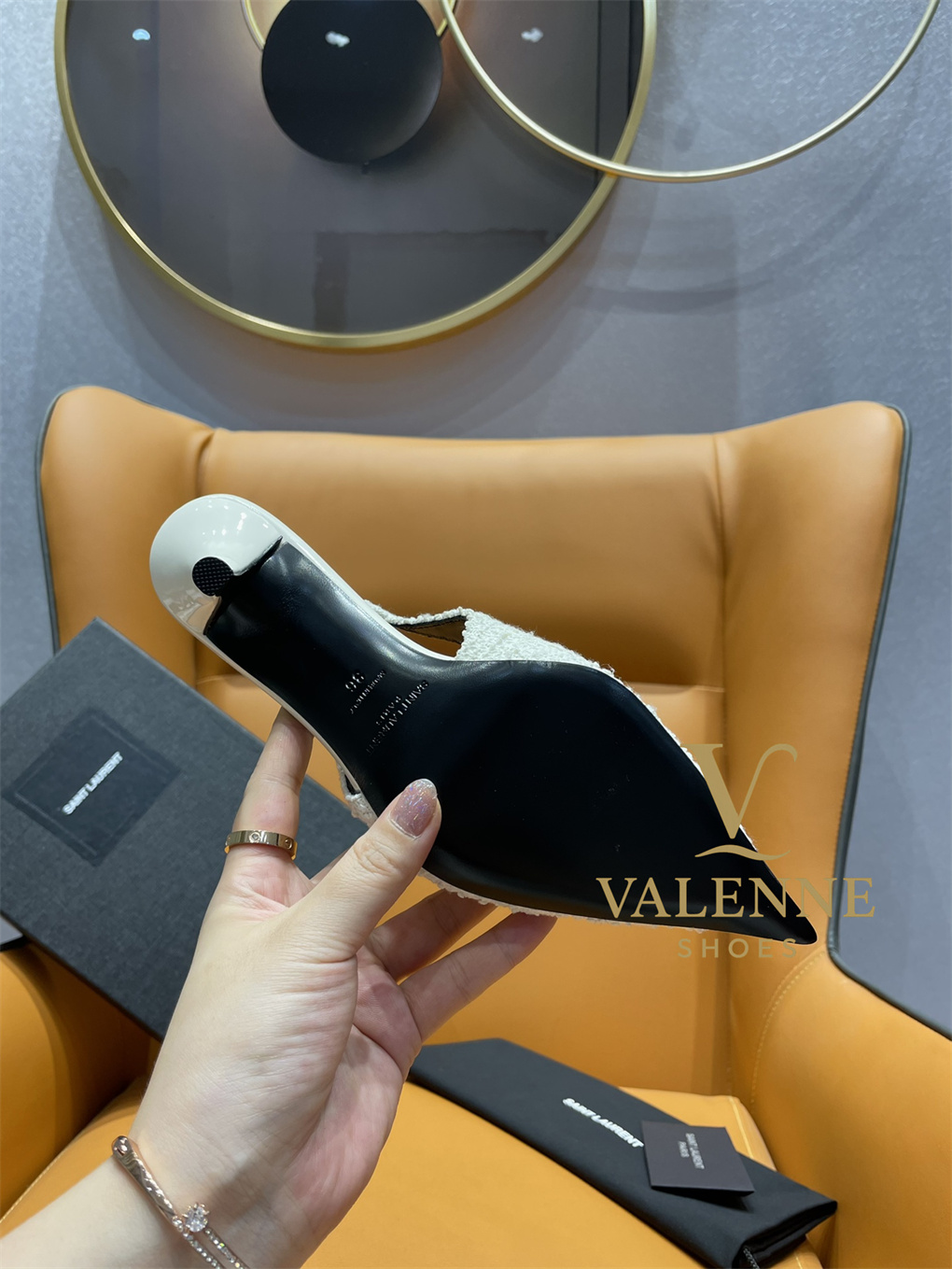 YSL Yves Saint Laurent Pointed-toe Mid-heel Shoes