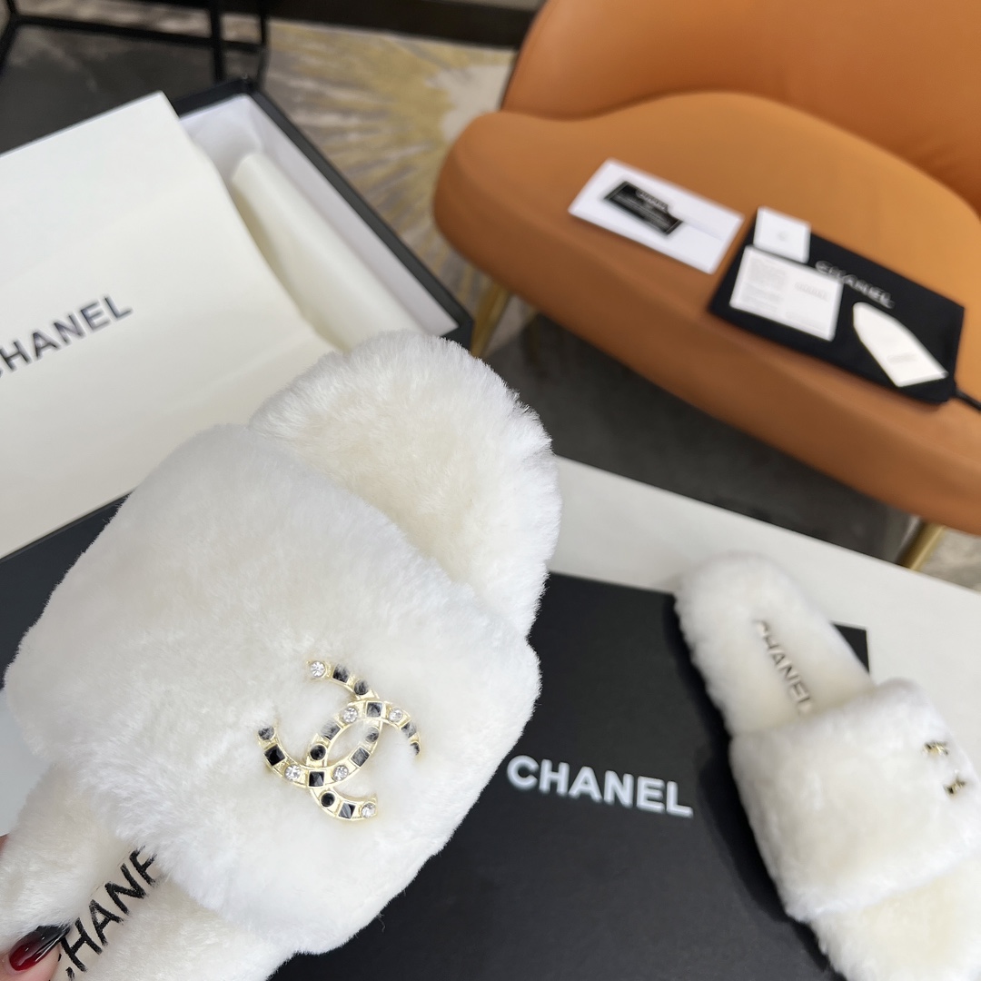 Cha Rabbit fur slippers