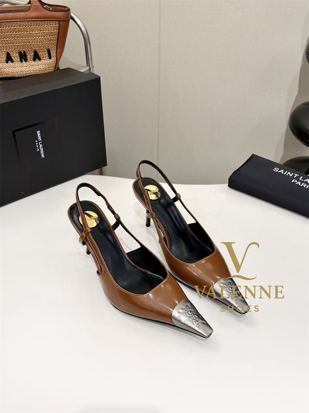 YSL Yves Saint Laurent Pointed-Toe high heels