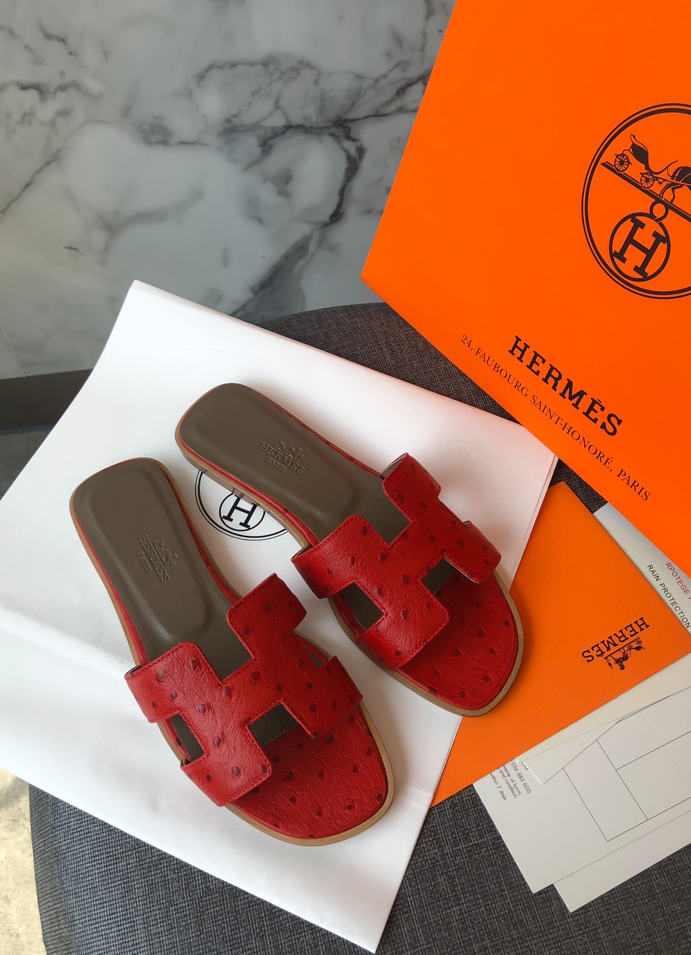 Hermes Slippers （Embossed ostrich pattern）