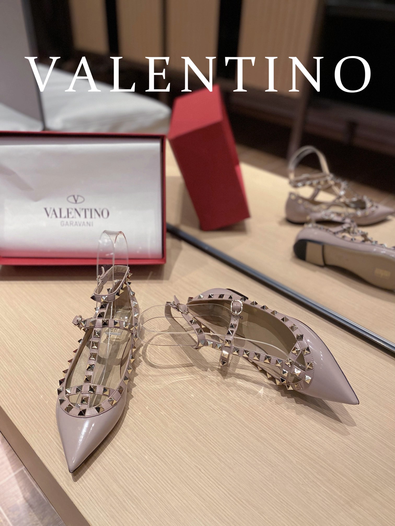 Valentino Flat shoes