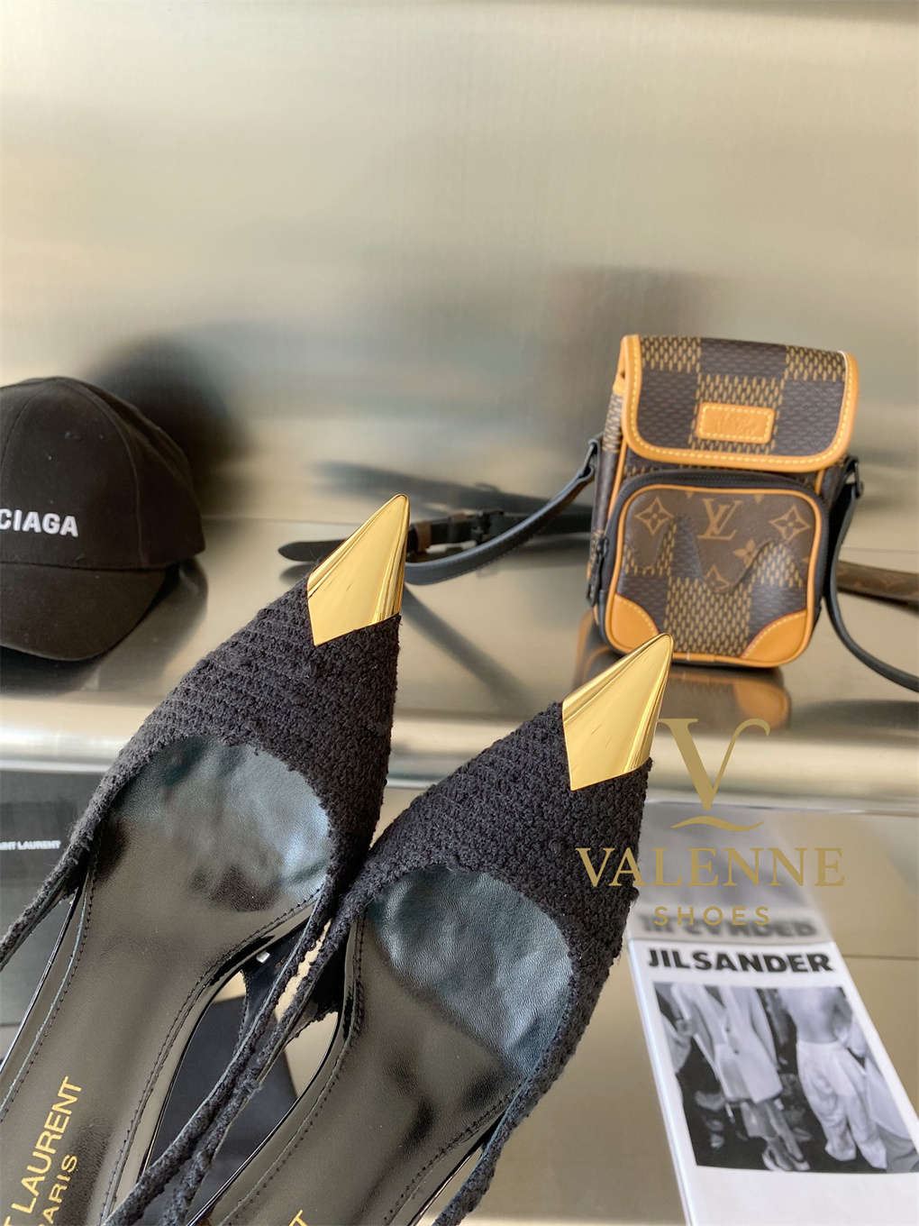 YSL Yves Saint Laurent Pointed-toe high heels