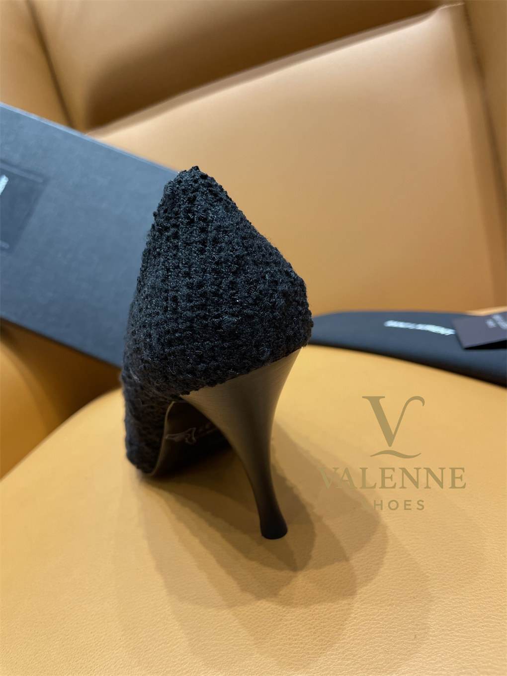 YSL Yves Saint Laurent Pointed-toe high heels
