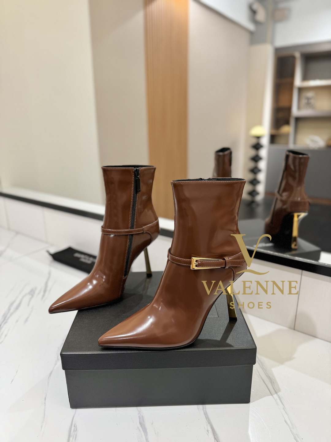 YSL Pointed-toe High-heeled Boots Yves Saint Laurent