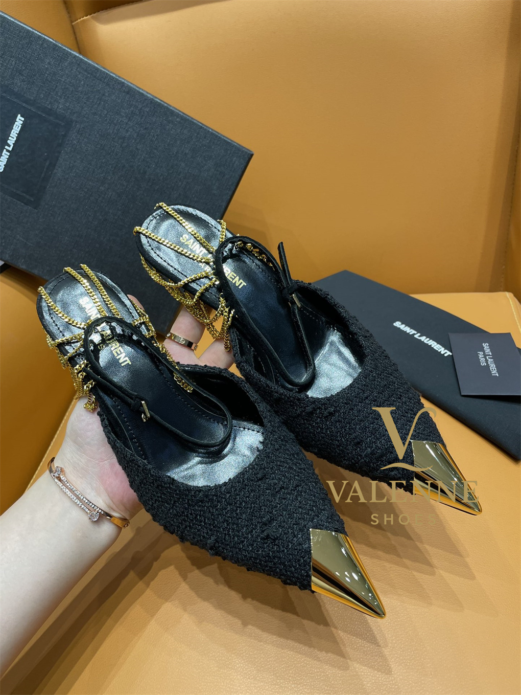 YSL Yves Saint Laurent Pointed-toe Mid-heel Shoes