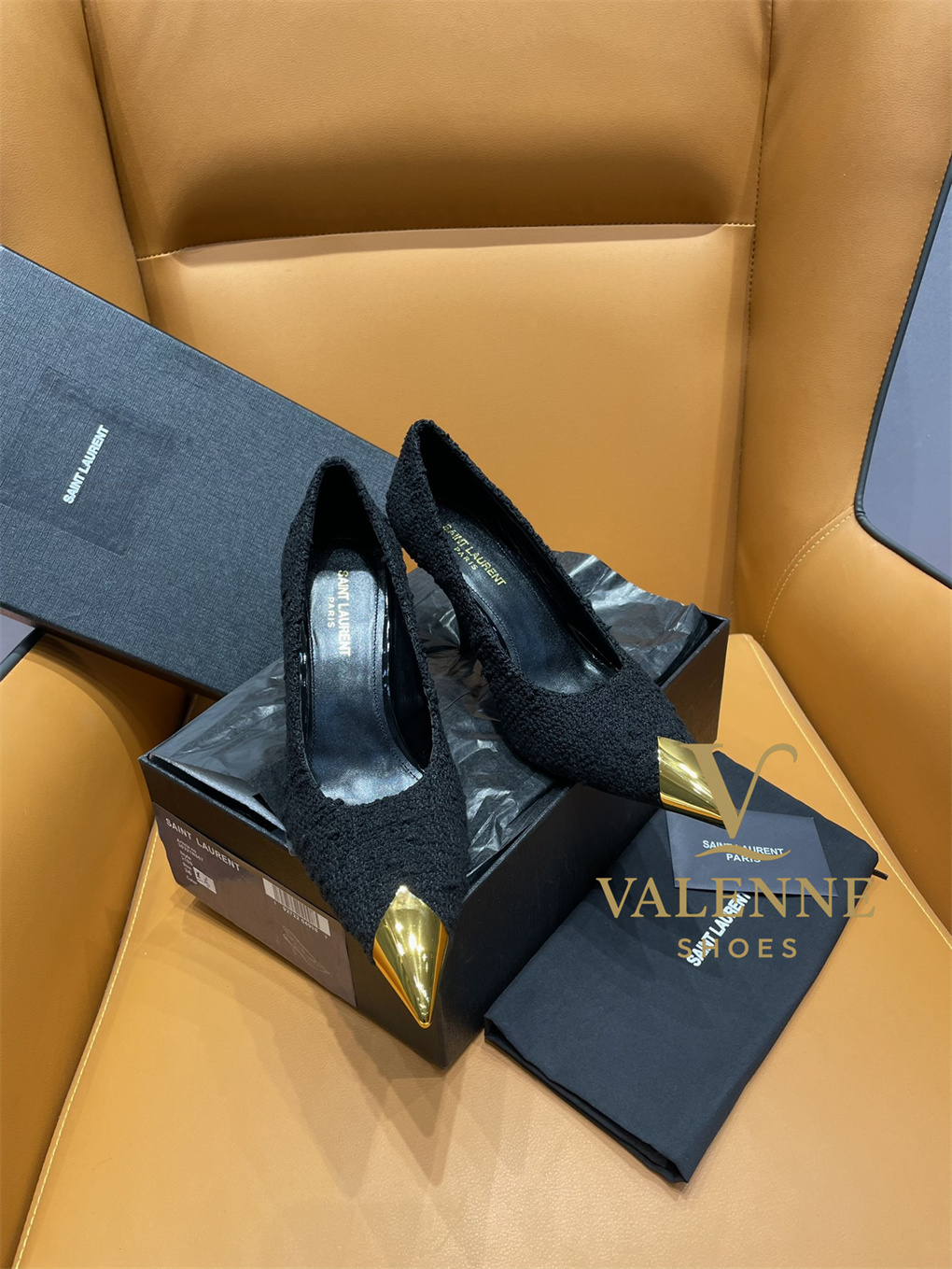 YSL Yves Saint Laurent Pointed-toe high heels