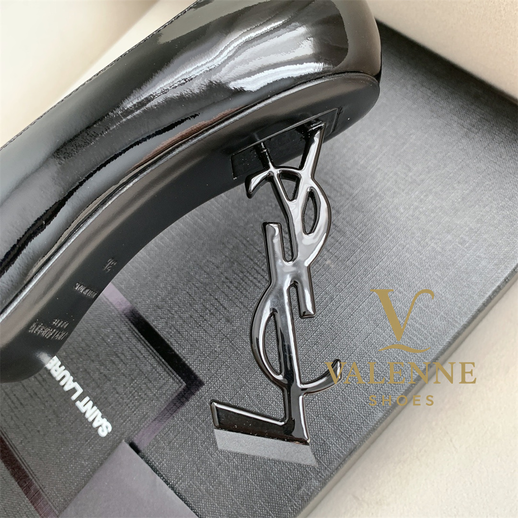 YSL Yves Saint Laurent Pointed-toe high heels