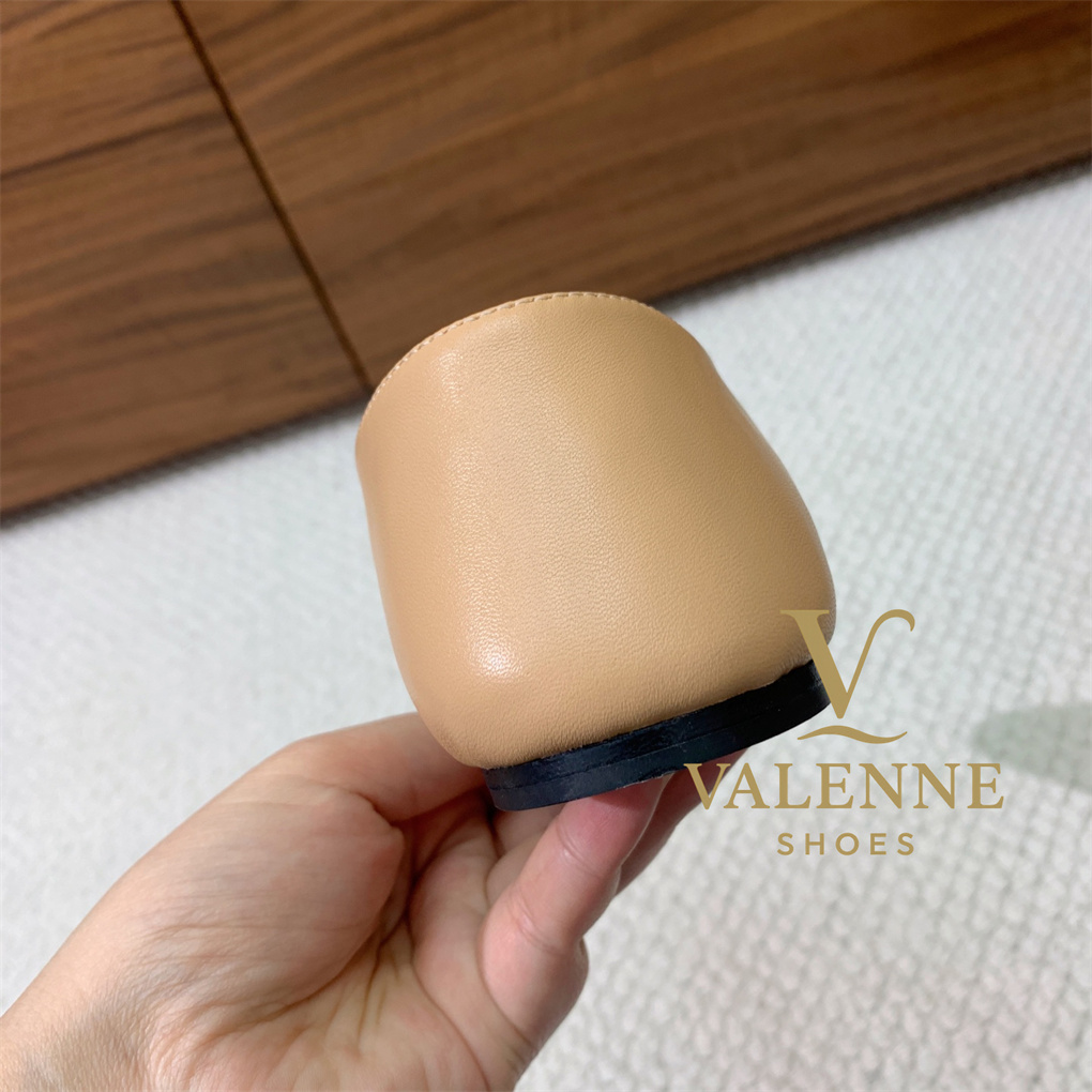 YSL Yves Saint Laurent Flat Sandals