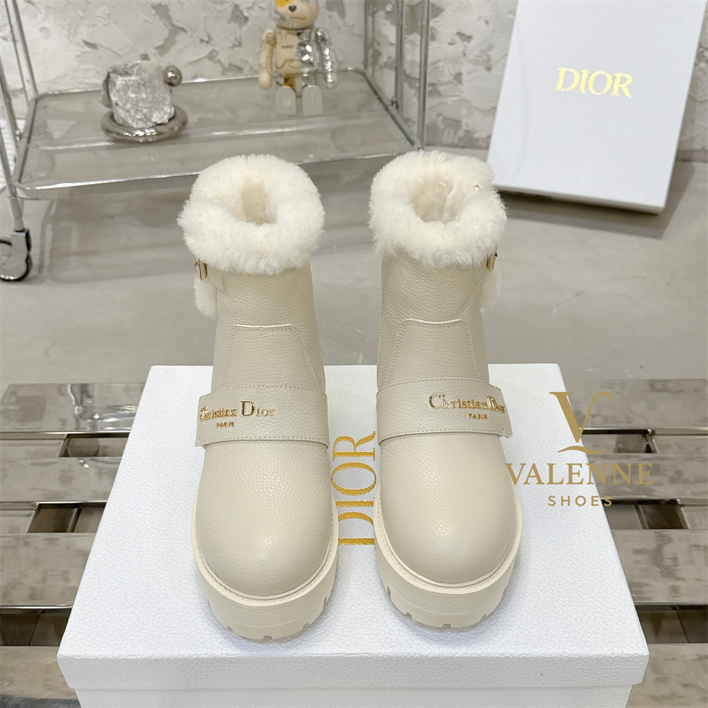 Dior D-Major Wool Flat Boots