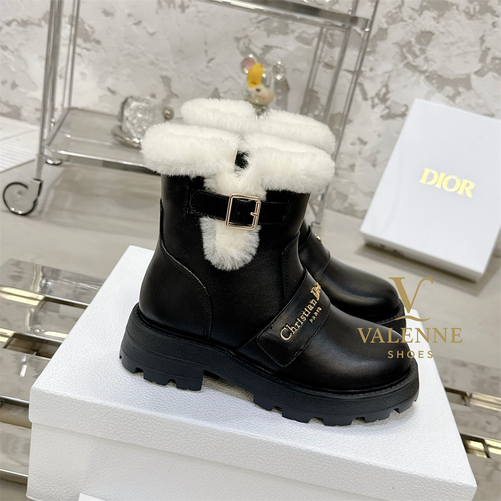 Dior D-Major Wool Flat Boots