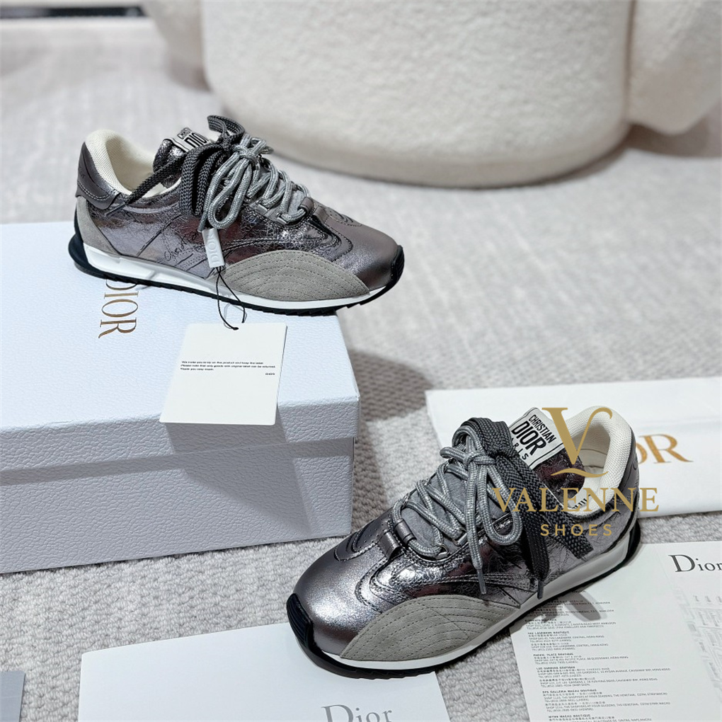 Dior Vibe Flat Casual Sneakers