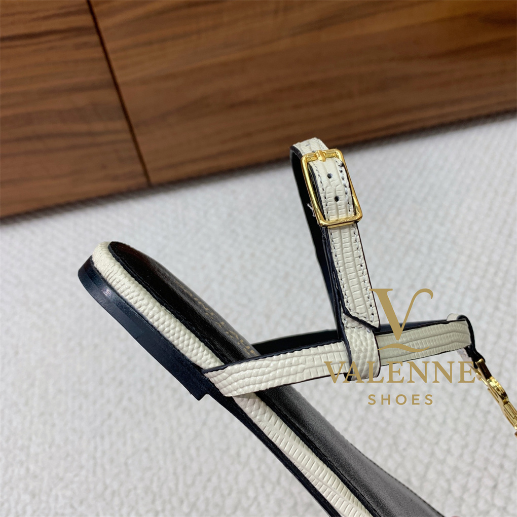 YSL Yves Saint Laurent Flat Sandals