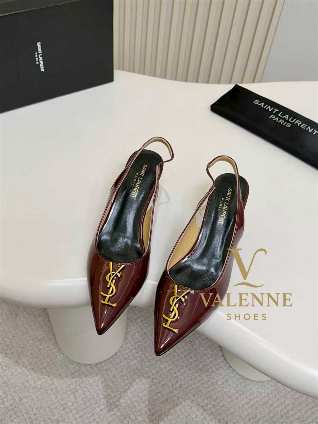 YSL Yves Saint Laurent Pointed-Toe Mid-heel Shoes